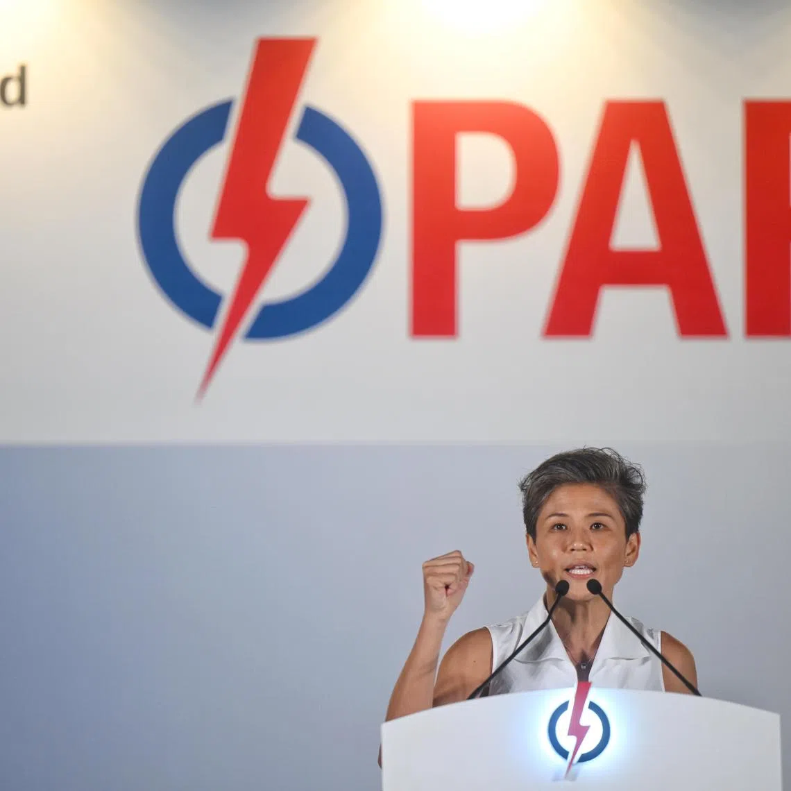ST20250428_202538000131 pixrally28 Azmi//

Poh Li San speaks at a PAP rally at Sembawang on April 28, 2025. 

ST PHOTO: AZMI ATHNI