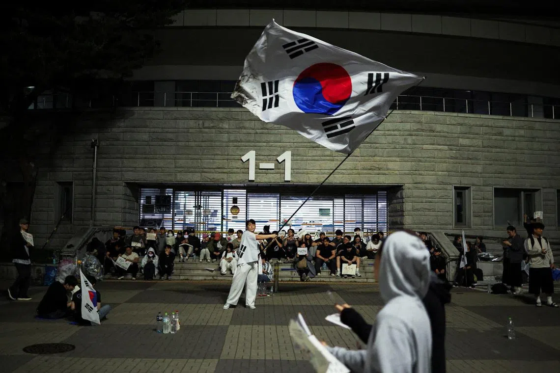 South Korea's president orders probe into ballot shortage issue