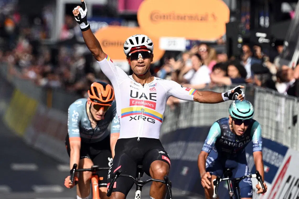 Cycling - Giro d'Italia - Stage 4 - Catanzaro to Cosenza - Italy - May 12, 2026 UAE Team Emirates - XRG's Jhonatan Narvaez celebrates after winning the stage 4 REUTERS/Jennifer Lorenzini