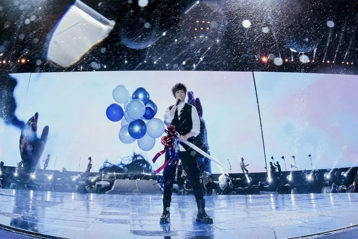 mayday01 - Lead singer Ashin of Taiwanese rock band Mayday performing in the rain at their Hong Kong concert on April 30, 2024

Source / Copyright: MAYDAY/FACEBOOK
upload this pix to Life folder