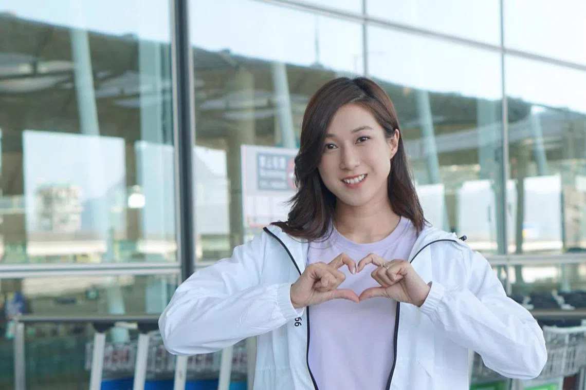 Canada-based actress Linda Chung flew to Hong Kong on Aug 5 to attend a commercial event and was asked by the media about the leaks. 