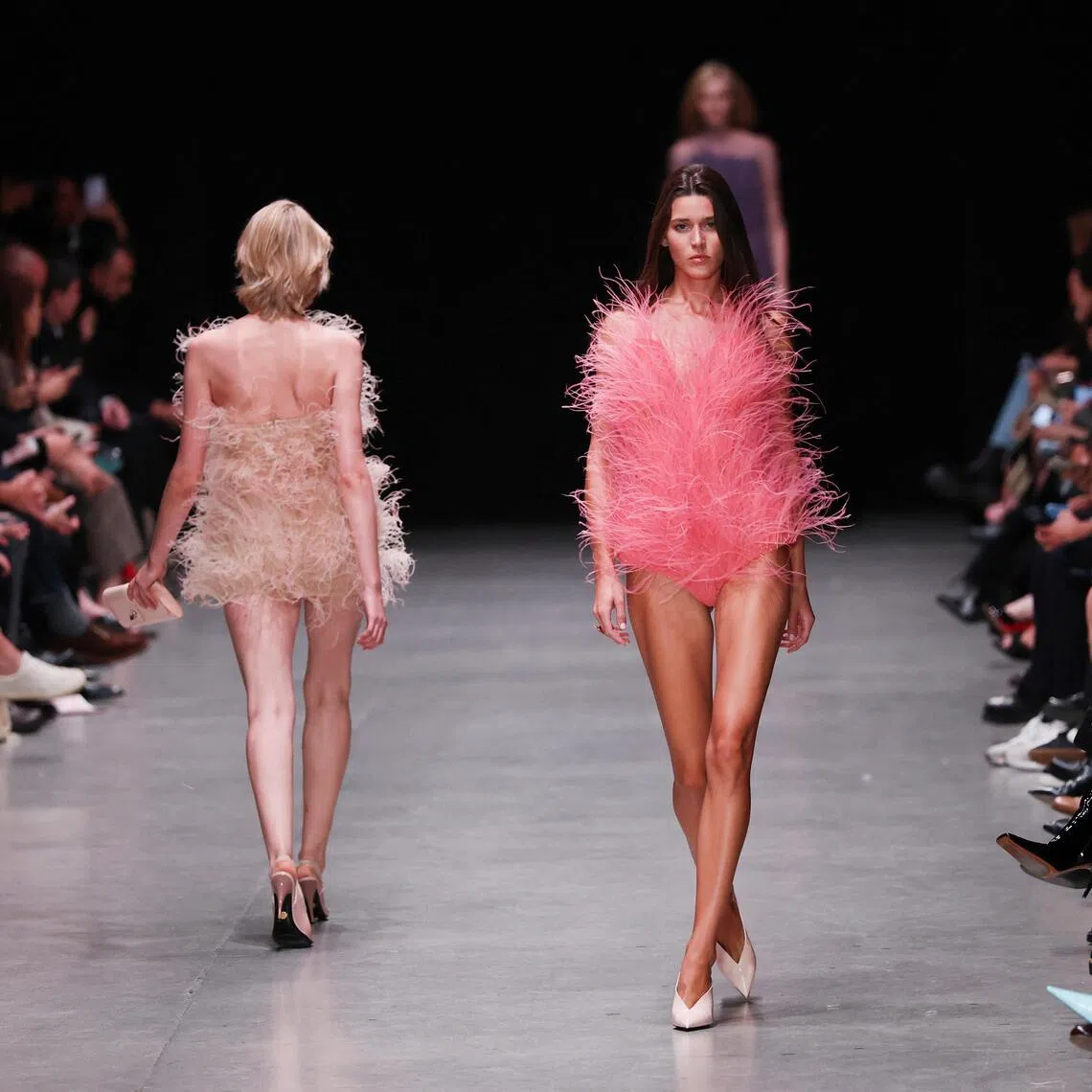 Models present creations by designer Stella McCartney as part of her Spring/Summer 2026 Women's ready-to-wear collection show during Paris Fashion Week in Paris, France, September 30, 2025. REUTERS/Gonzalo Fuentes