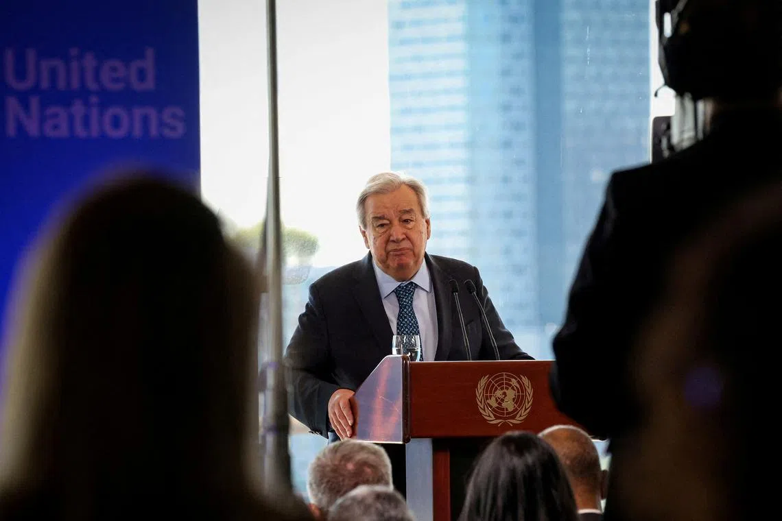 FILE PHOTO: United Nations Secretary General Antonio Guterres delivers a speech on climate and renewable energy at U.N. headquarters in New York City, U.S., July 22, 2025.  REUTERS/Brendan McDermid/File Photo