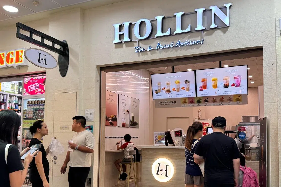 Hollin's outlet in Punggol Plaza appeared to be its only remaining store in Singapore as at Jan 12.
