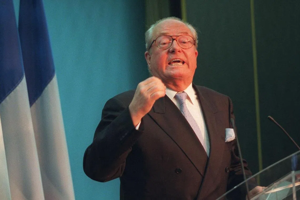 Mr Jean-Marie Le Pen uffered a “mild heart attack” and was taken to hospital on Saturday.