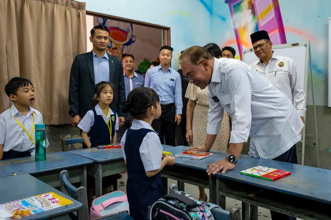Malaysia makes Malay and history compulsory for Chinese independent school route to public unis
