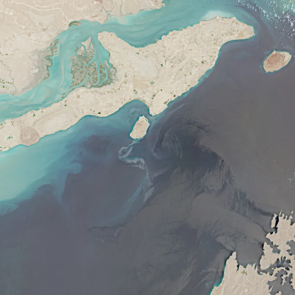 A satellite image shows Qeshm Island following suspected oil spills at sea, off the coast of Iran, August 10, 2026. European Union/Copernicus Sentinel-2/Handout via REUTERS