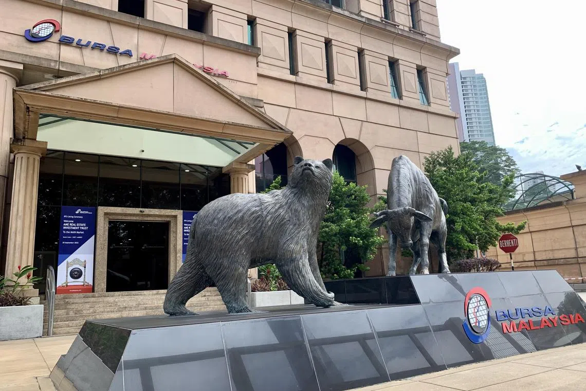 Malaysia will implement reforms this year to make it easier for companies to list on the national stock exchange in a bid to attract more investors.