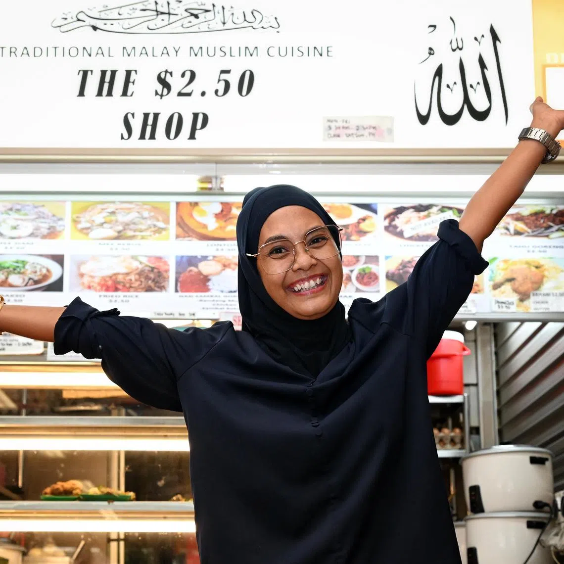 ST20240116_202469083444 Kua Chee Siong/ sssoty20/ Profile of Singaporean of the Year finalist Hani at her hawker stall in the Jalan Kukoh Food Centre on Jan 16, 2024. 
Finalist story to announce her nomination is for 20th Jan