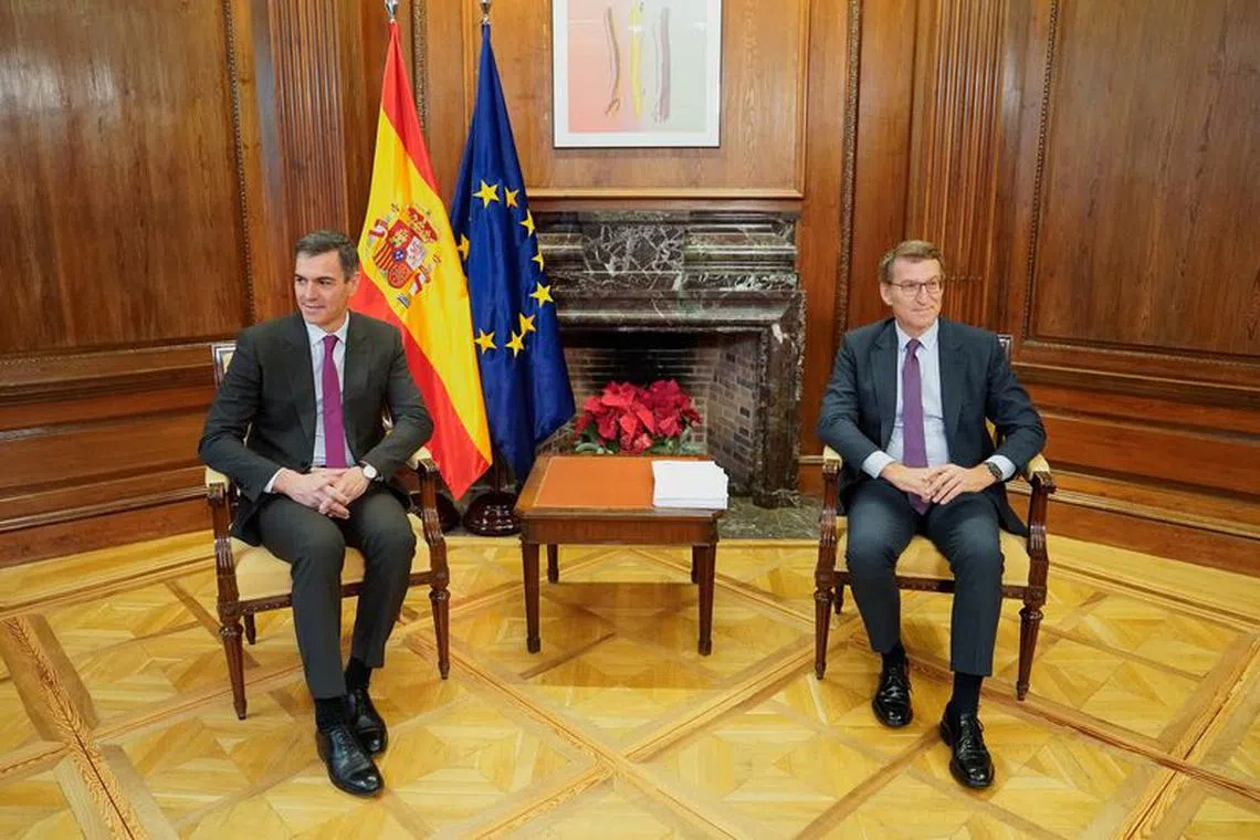 Spain's Prime Minister Pedro Sanchez meets with Spain's opposition leader Alberto Nunez Feijoo, in Madrid, Spain, December 22, 2023. REUTERS/Ana Beltran NO RESALES. NO ARCHIVES