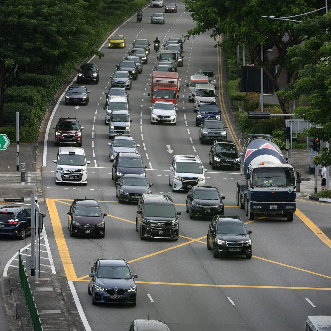 ctsurvey18/ST20220617_202283950179/Ng Sor Luan/ Generic photos of cars along the expressway.

The majority of young Singaporeans still aspire to own a car, although the percentage has shrunk substantially from six years ago when the same poll was done. According to a face-to-face survey commissioned by The Straits Times and carried out by Nexus Link in April, 50.4 per cent of just over 500 respondents said they aspire to own a car within the next few years.