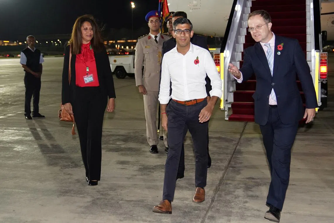 British Prime Minister Rishi Sunak arrives in Sharm el-Sheikh, Egypt, to attend the COP27 summit on Nov 6, 2022.