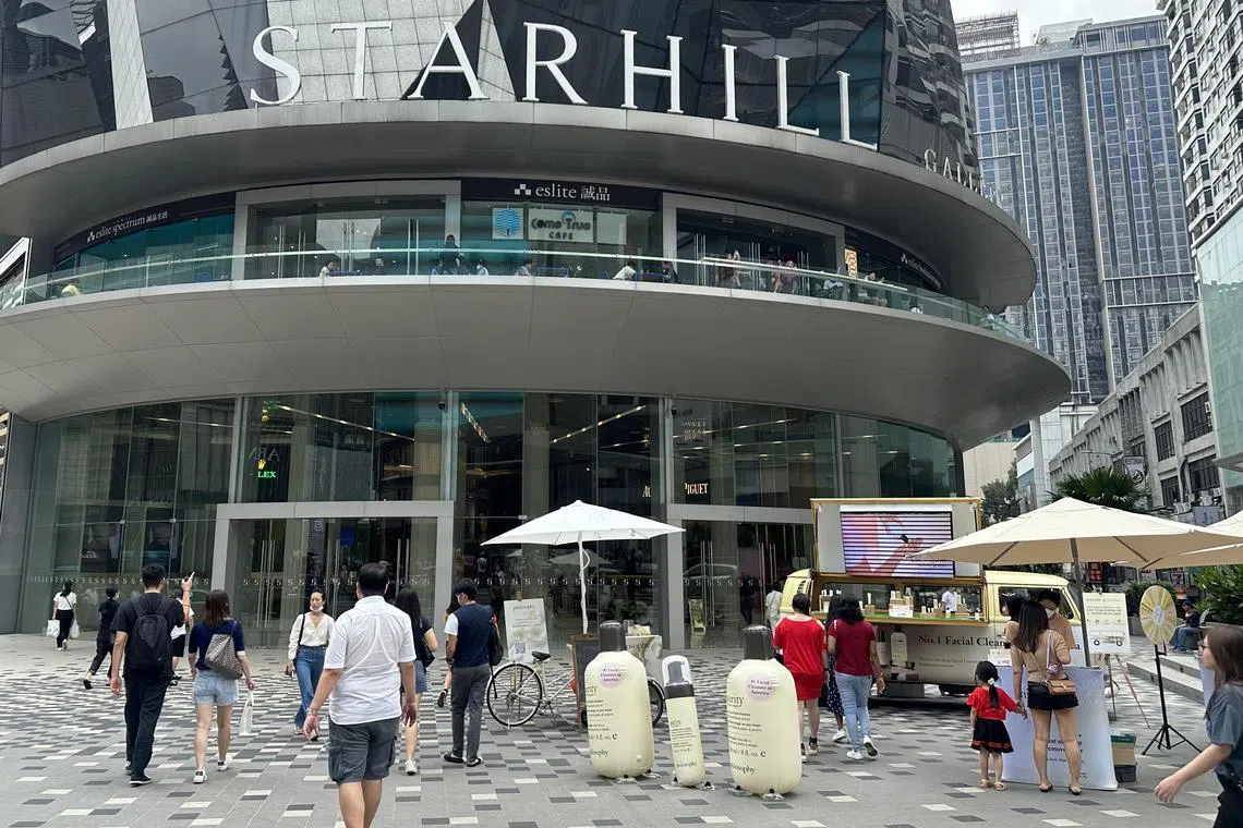 Malaysia's economy grew 3.4 per cent in the October-December period from a year ago, according to advance estimates.