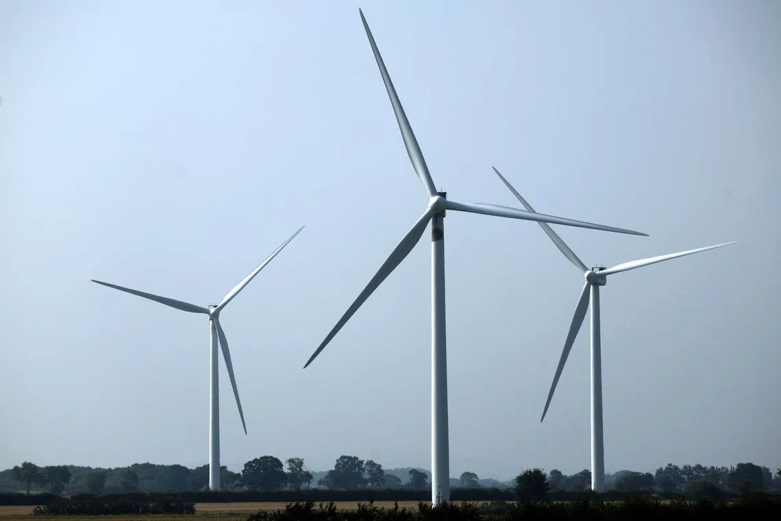 The UK government’s auction of permits to build offshore wind farms failed due to a lack of takers.