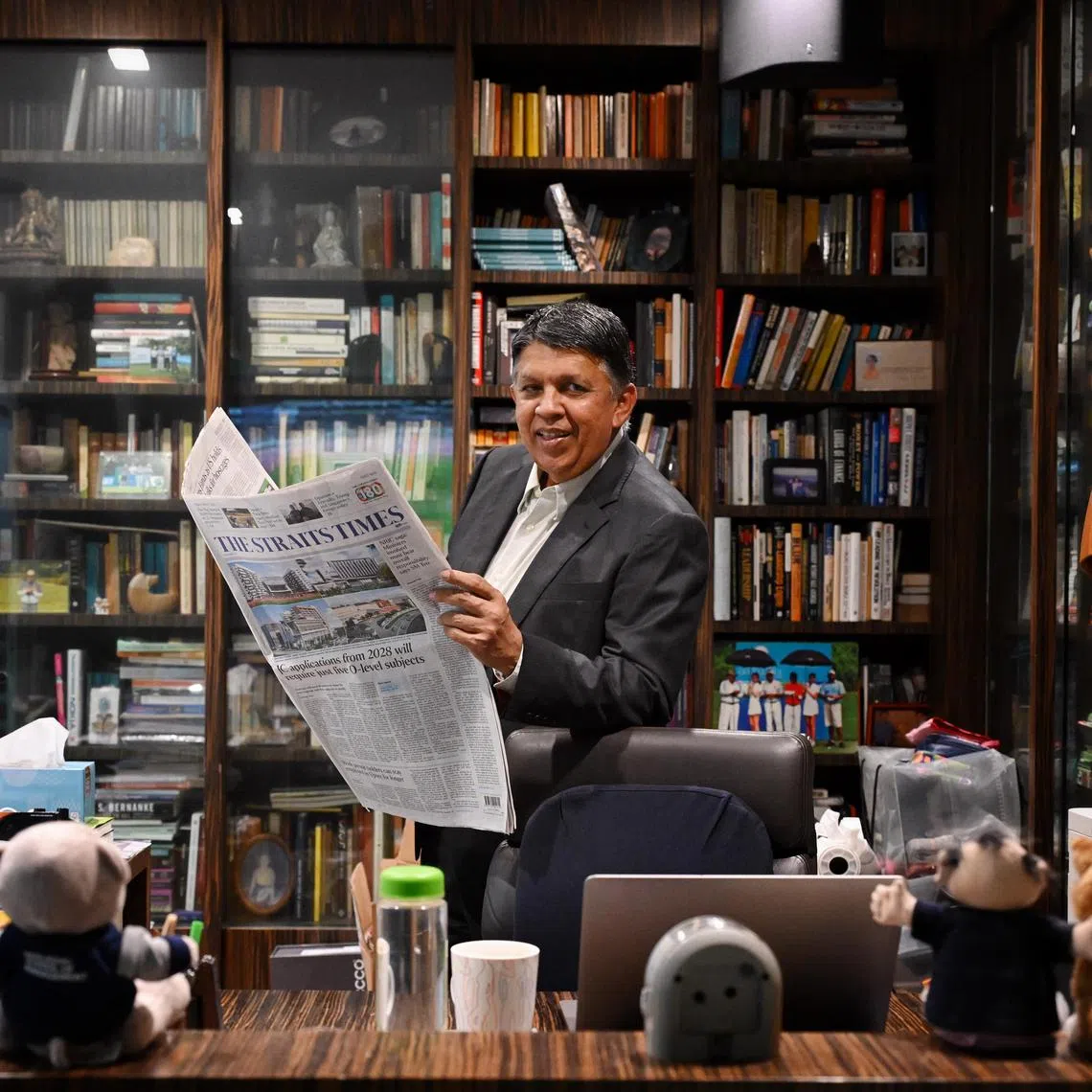 ST20250307_202530800186 Kua Chee Siong/ 180srpat/ 
Profile of Mr Patrick Daniel, the former Editor-in-Chief of English, Malay, Tamil Media (EMTM) publications for the ST180 supplement at his home, on Mar 7, 2025.