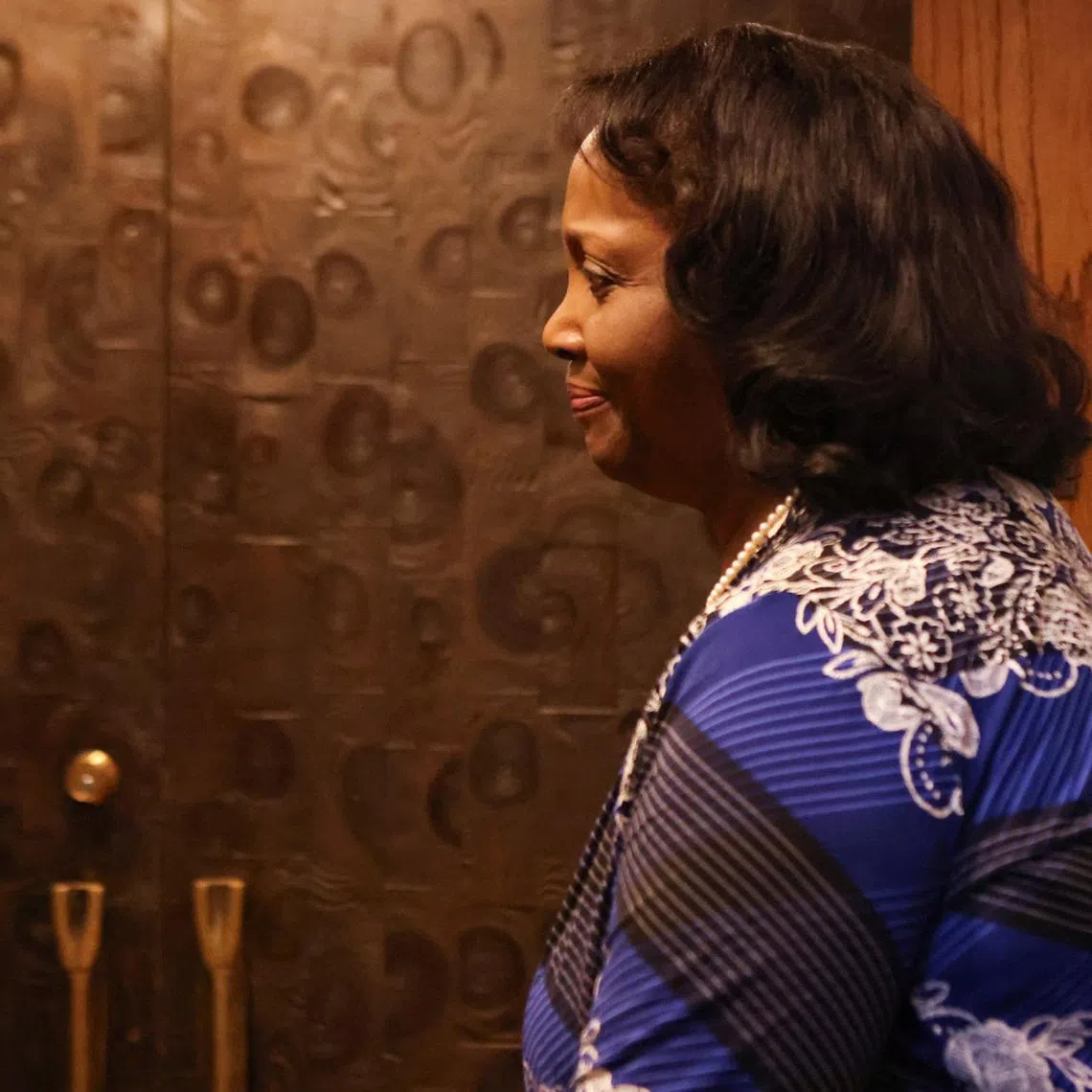 Federal Reserve Governor Lisa Cook attends the Federal Reserve Bank of Kansas City's 2025 Jackson Hole economic symposium, \"Labor Markets in Transition: Demographics, Productivity, and Macroeconomic Policy\" in Jackson Hole, Wyoming, U.S., August 23, 2025. REUTERS/Jim Urquhart