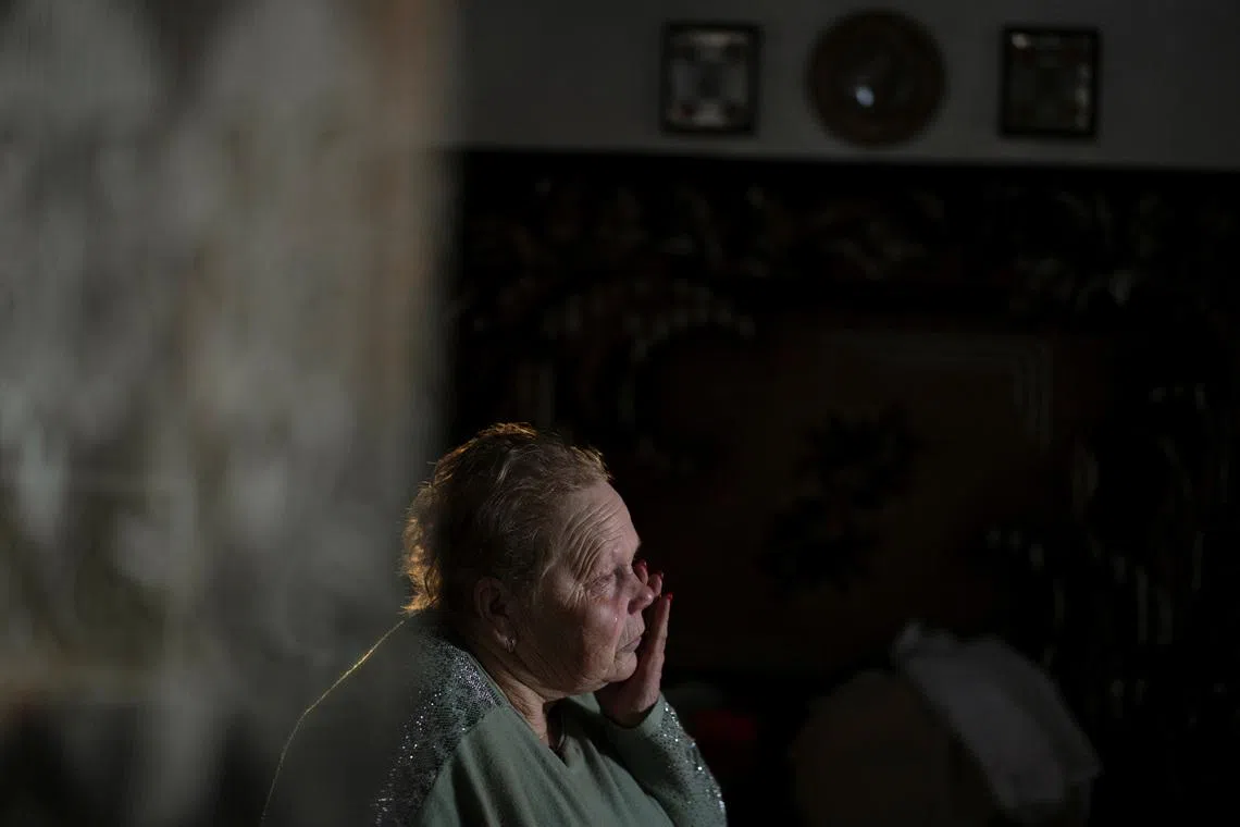 وطن نيوز – الأوكرانيون ينعون المنازل والأحباء المفقودين بعد أربع سنوات من الحرب