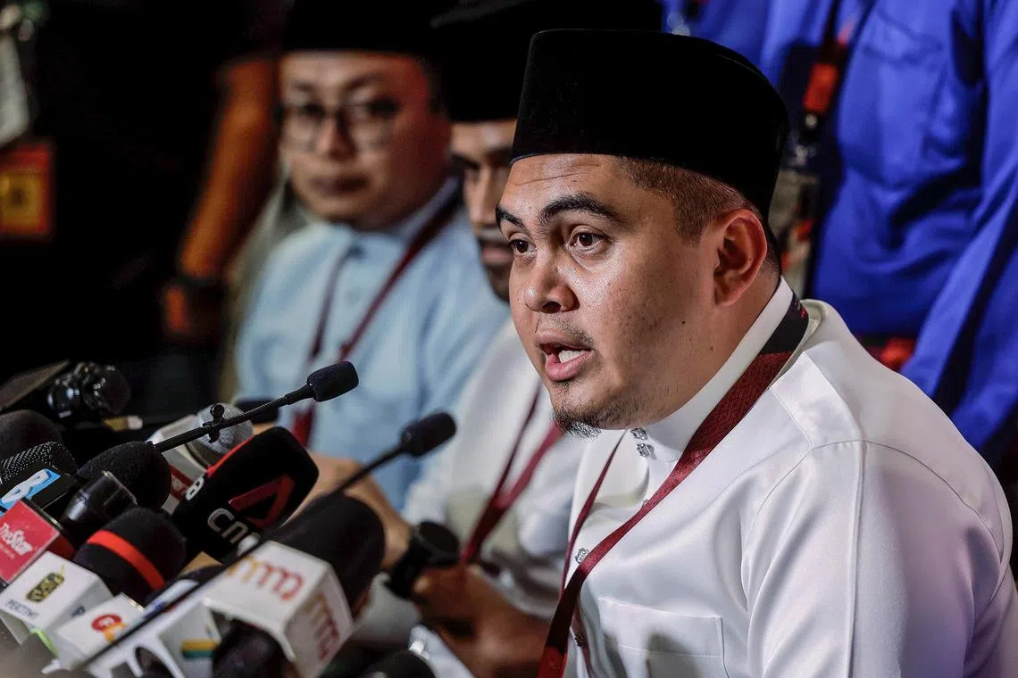 stpeace10 - Local council elections can disrupt governance, says Umno Youth Chief Dr Akmal Salleh

Credit: BERNAMA (2023) HAK CIPTA TERPELIHARA