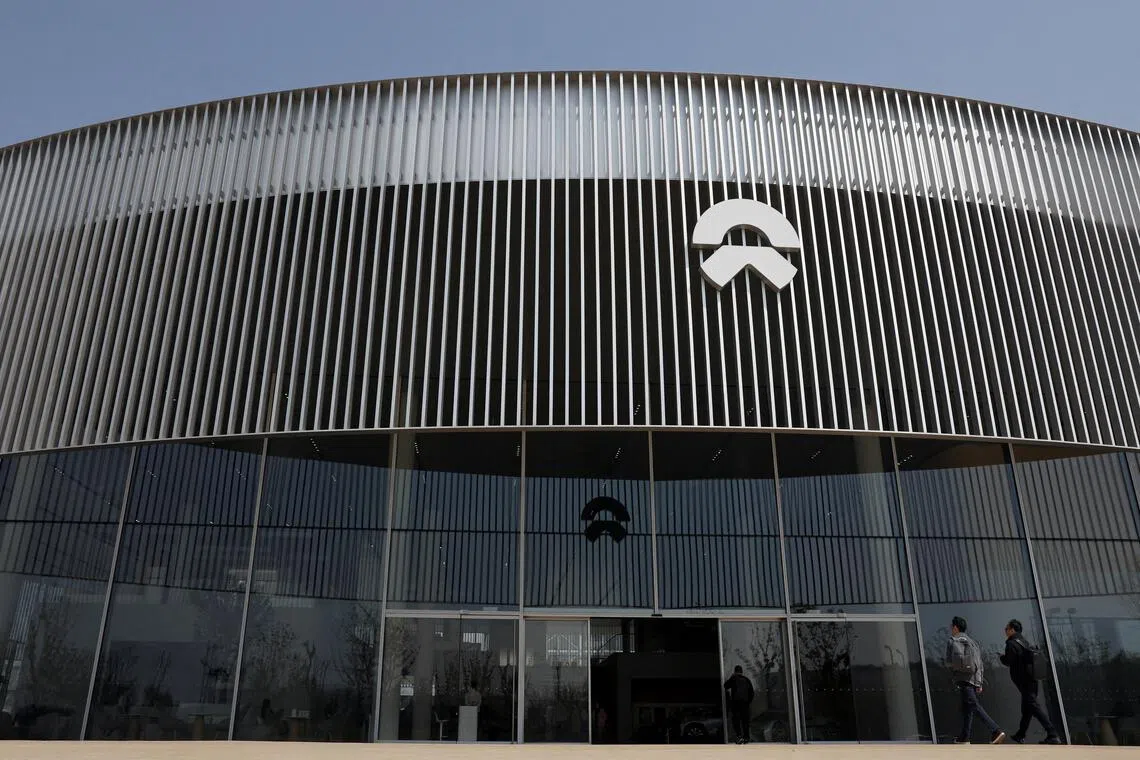 The Shanghai-based automaker issued a profit alert Feb 5, stating that preliminary, unaudited figures for the fourth quarter of 2025 show an adjusted operating profit of between 700 million yuan ($128 million) and 1.2 billion yuan.