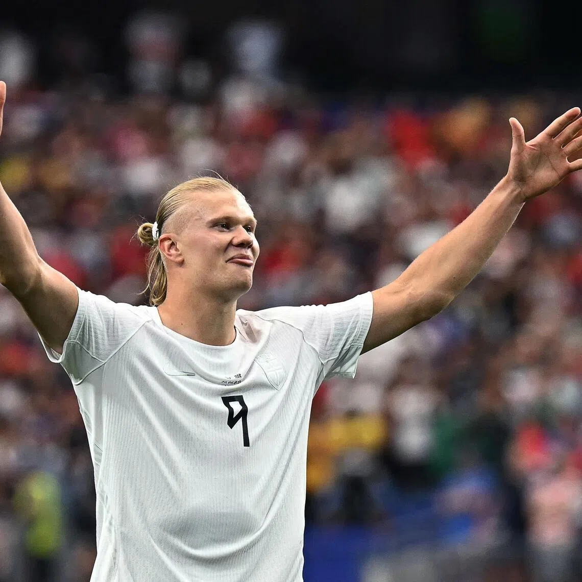 Norway's forward #09 Erling Braut Haaland  celebrates after scoring his team's second goal during the 2026 World Cup round of 32 football match between Ivory Coast and Norway at the Dallas Stadium in Arlington on June 30, 2026.  (Photo by Paul ELLIS / AFP)