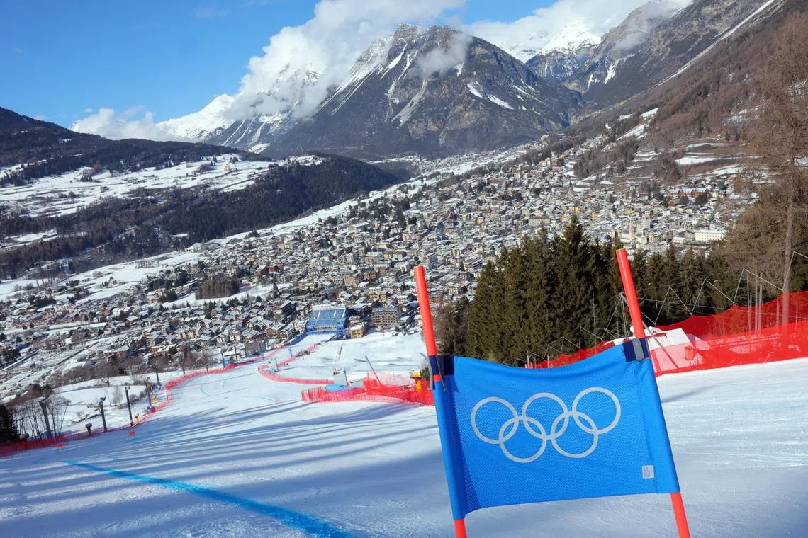 Milano Cortina 2026 Olympics - Alpine Skiing - Men's Downhill Training - Stelvio Ski Centre, Bormio, Italy - February 05, 2026 General view of Stelvio Ski Centre after training REUTERS/Denis Balibouse