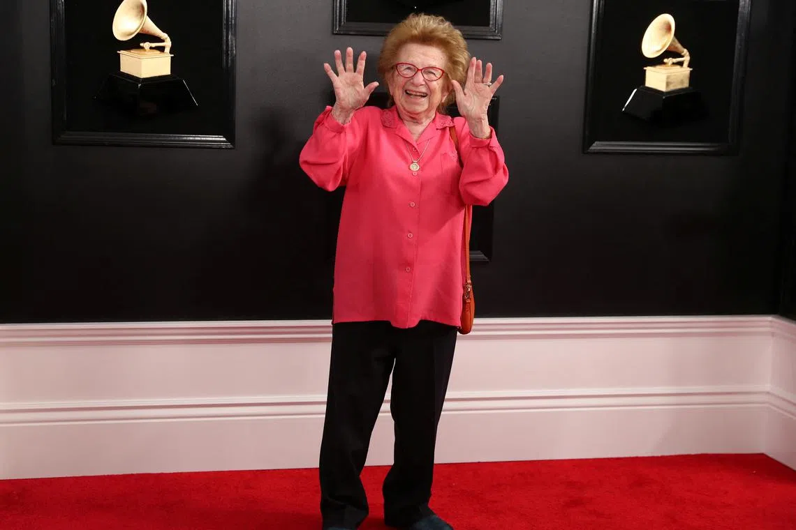 FILE PHOTO: 61st Grammy Awards - Arrivals - Los Angeles, California, U.S., February 10, 2019 - Ruth Westheimer. REUTERS/Lucy Nicholson/File Photo