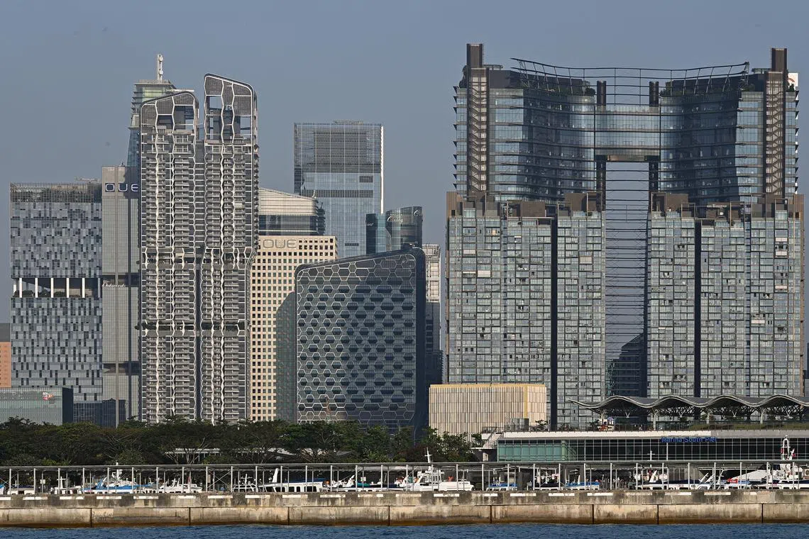 Without external investors and strict mandates, family offices are able to stay invested through market downturns, Goldman Sachs said.