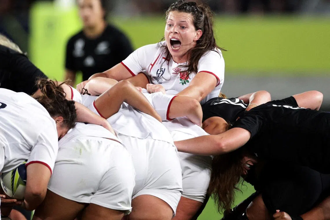 FILE PHOTO: Rugby Union - Women's World Cup - Final - England v New Zealand -  Eden Park, Auckland, New Zealand - November 12, 2022 England's Abbie Ward in action REUTERS/David Rowland/File Photo