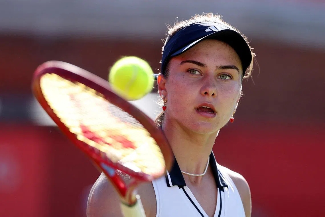 Tennis - Queen's Club Championships - Queen's Club, London, Britain - June 12, 2026 Iva Jovic of the U.S. in action during her quarter final match against Amanda Anisimova of the U.S. REUTERS/Toby Melville