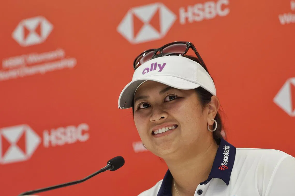World No. 1 Lilia Vu 