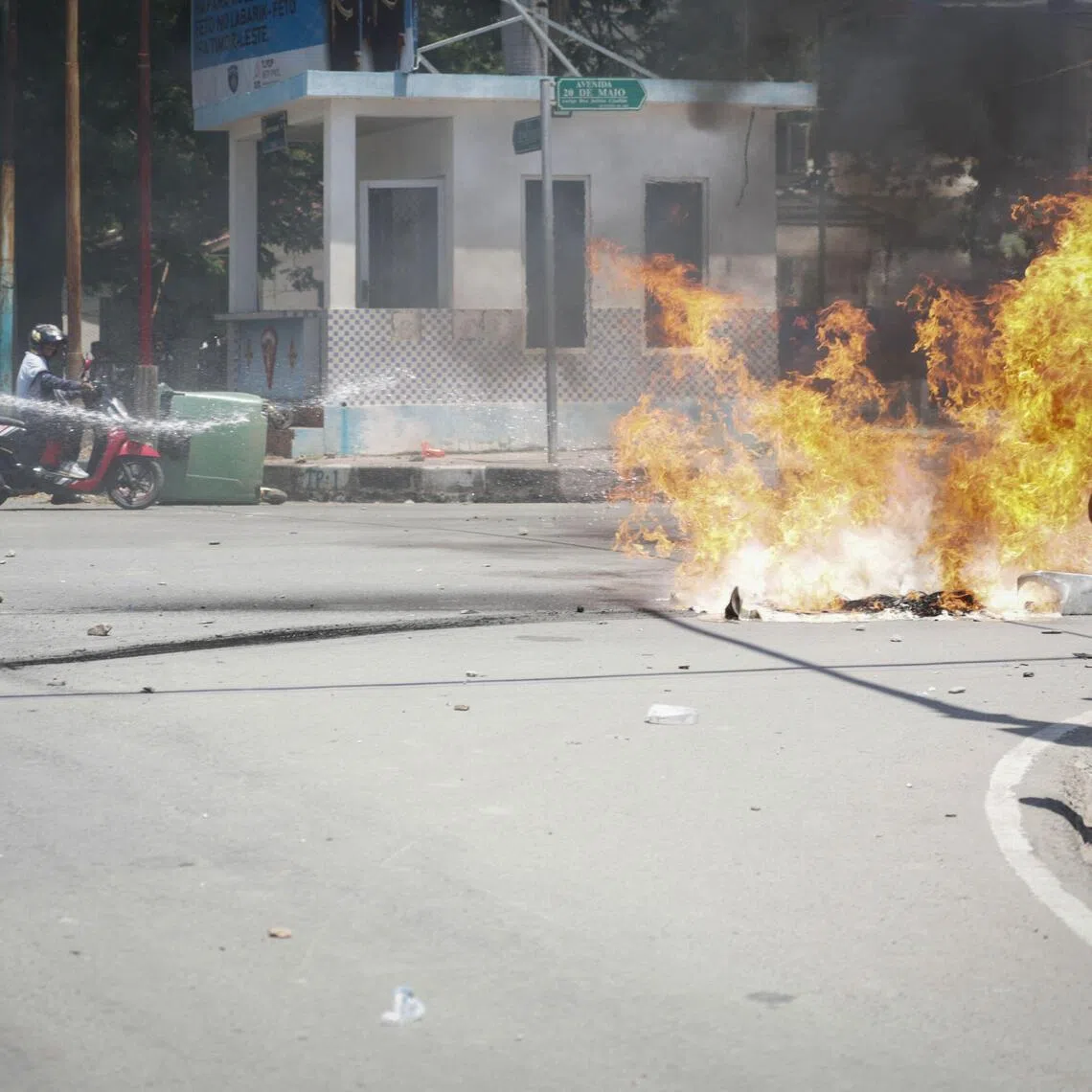 University students are protesting the parliament’s plan to buy 65 SUVs for lawmakers.