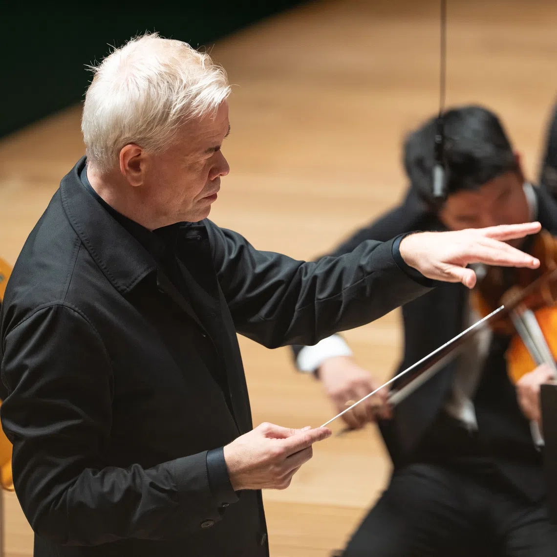 Conductor Hannu Lintu, incoming music director-designate of the Singapore Symphony Orchestra, kept the orchestra on their toes. 