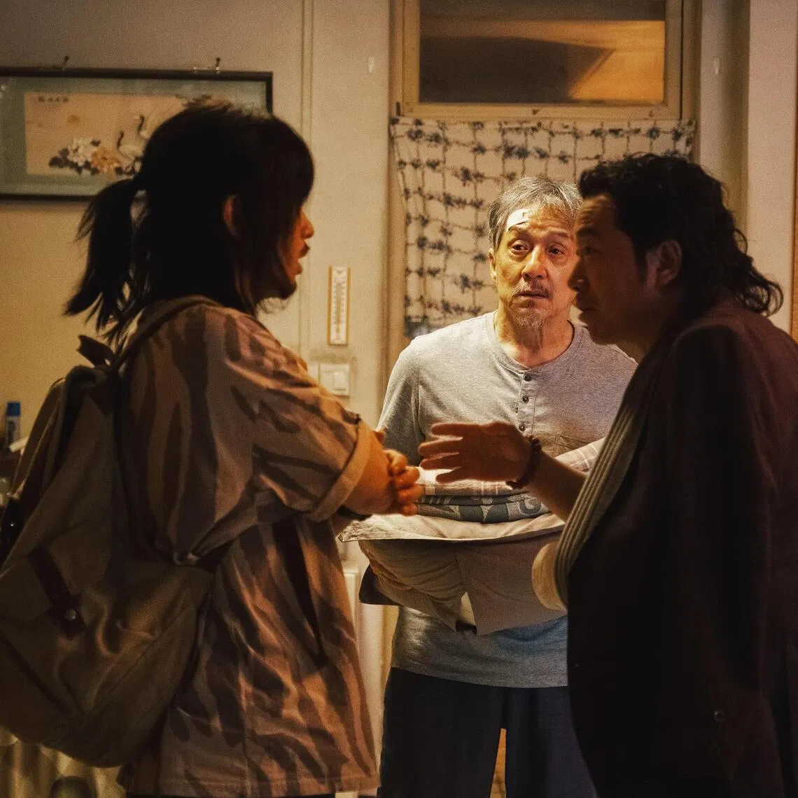 jomovie31a - From left: Peng Yuchang, Jackie Chan and Pan Binlong in Unexpected Family

SOURCE: SHAW ORGANISATION