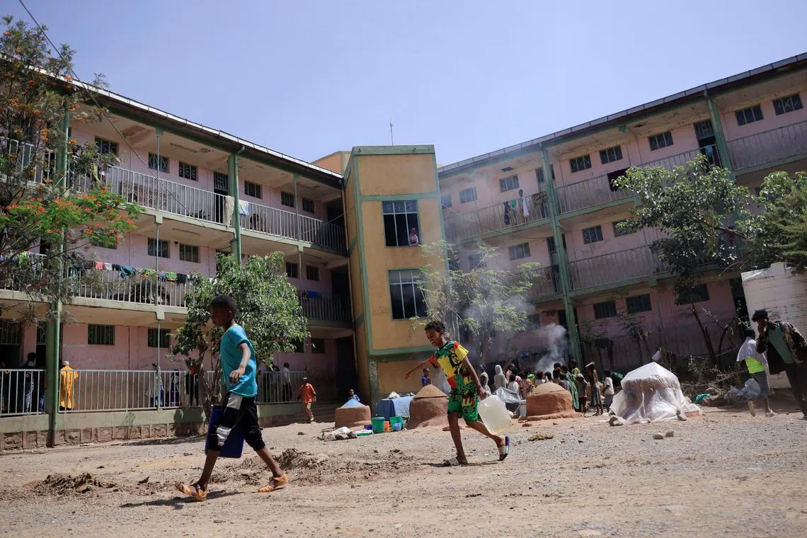 FILE PHOTO: A general view shows people displaced due to the fighting between the Tigray People's Liberation Front (TPLF) Forces and Ethiopian National Defence Force (ENDF) allied with Amhara Special Forces, at the Abi Adi camp for the Internally Displaced Person in Abi Adi, Tigray Region, Ethiopia, June 24, 2023. REUTERS/Tiksa Negeri/File Photo