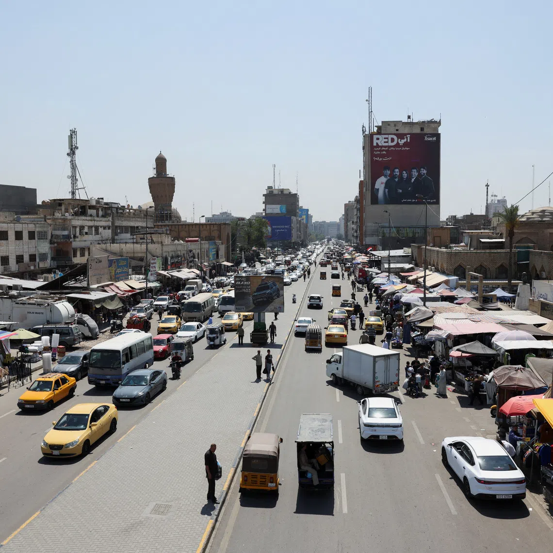 The Shorja wholesale market, as the U.S. administration suspends shipments of U.S. dollars to Iraq, in central Baghdad, Iraq, April 23, 2026. REUTERS/Ahmed Saad