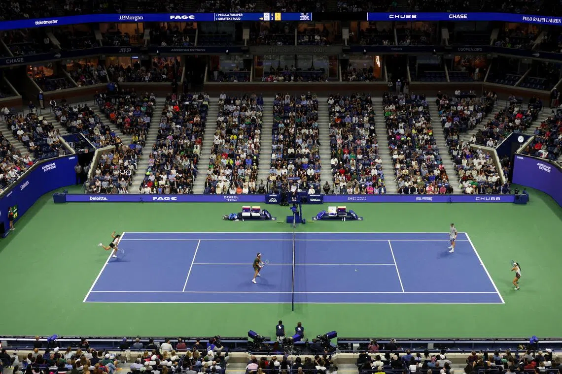 FILE PHOTO: Tennis - U.S. Open - Flushing Meadows, New York, United States - August 20, 2025 General view of the arena during a match REUTERS/Mike Segar/File Photo