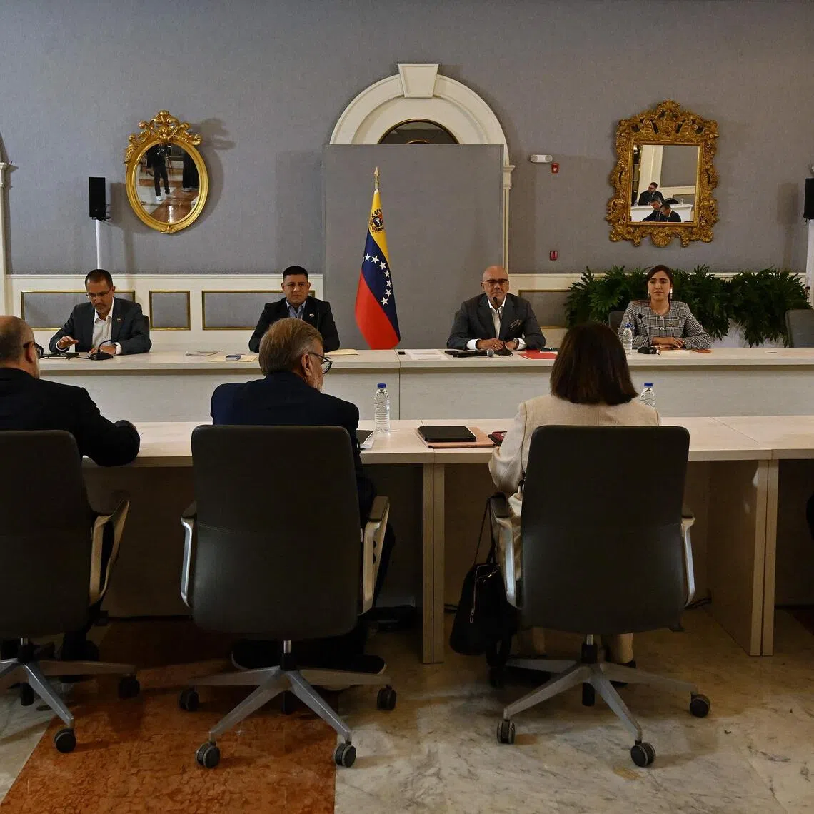 The decision to unblock censored outlets came ahead of the second round of talks in Caracas, which are partly focusing on freedom of expression.