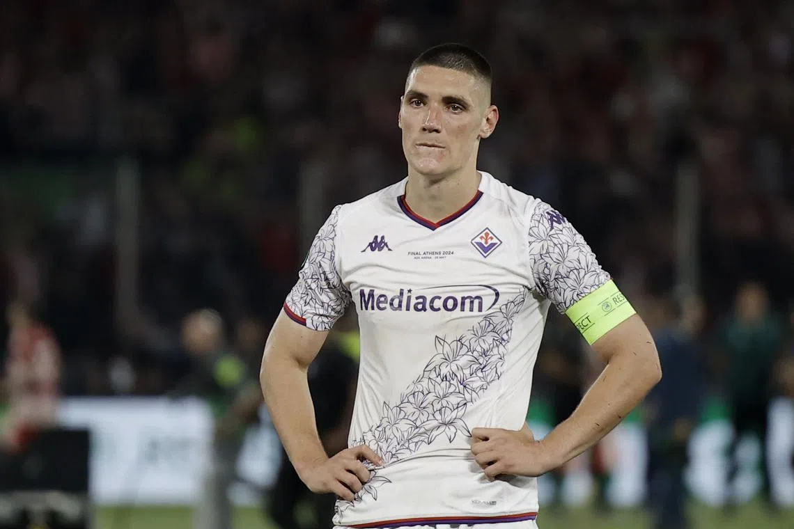 FILE PHOTO: Soccer Football - Europa Conference League - Final - Olympiacos v Fiorentina - Agia Sophia Stadium, Athens, Greece - May 30, 2024 Fiorentina's Nikola Milenkovic looks dejected after the match REUTERS/Louiza Vradi/File Photo