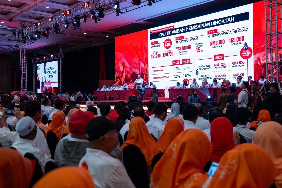 More than 5,000 members attended the Pakatan Harapan Convention held at the Persada Johor International Convention Centre in downtown Johor Bahru on May 17.
