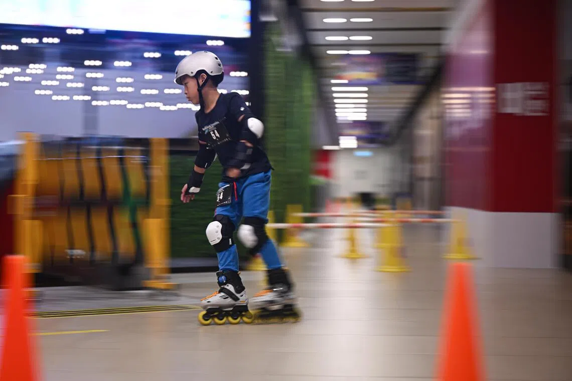 Seletar Mall hosts indoor Skatecross track | The Straits Times