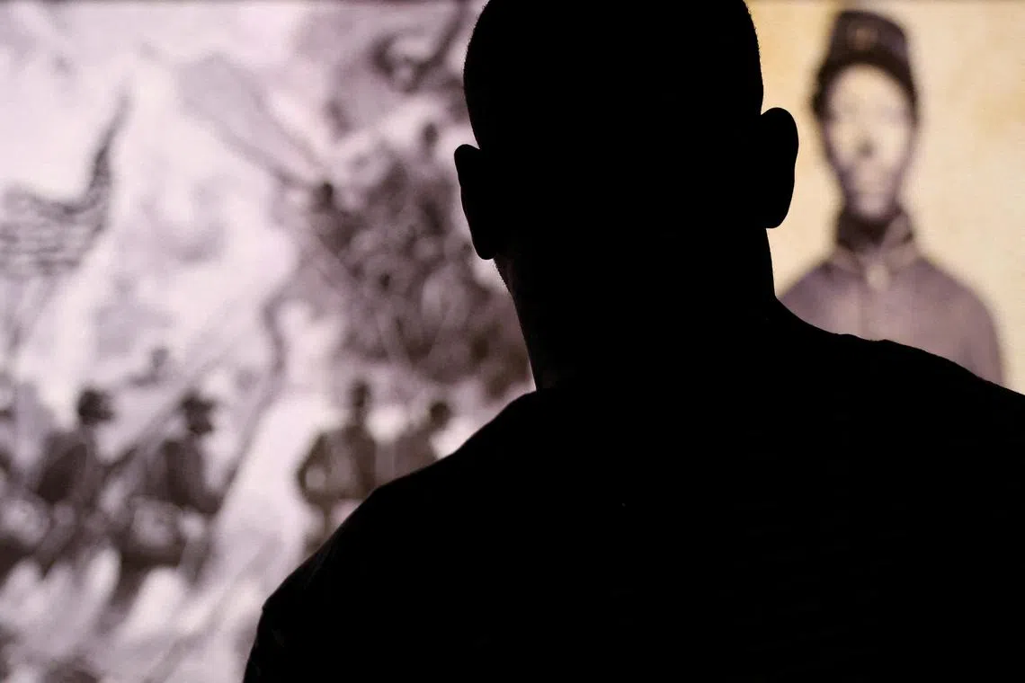 US President Donald Trump accused the Smithsonian of trying to rewrite American history on issues of race and gender. 