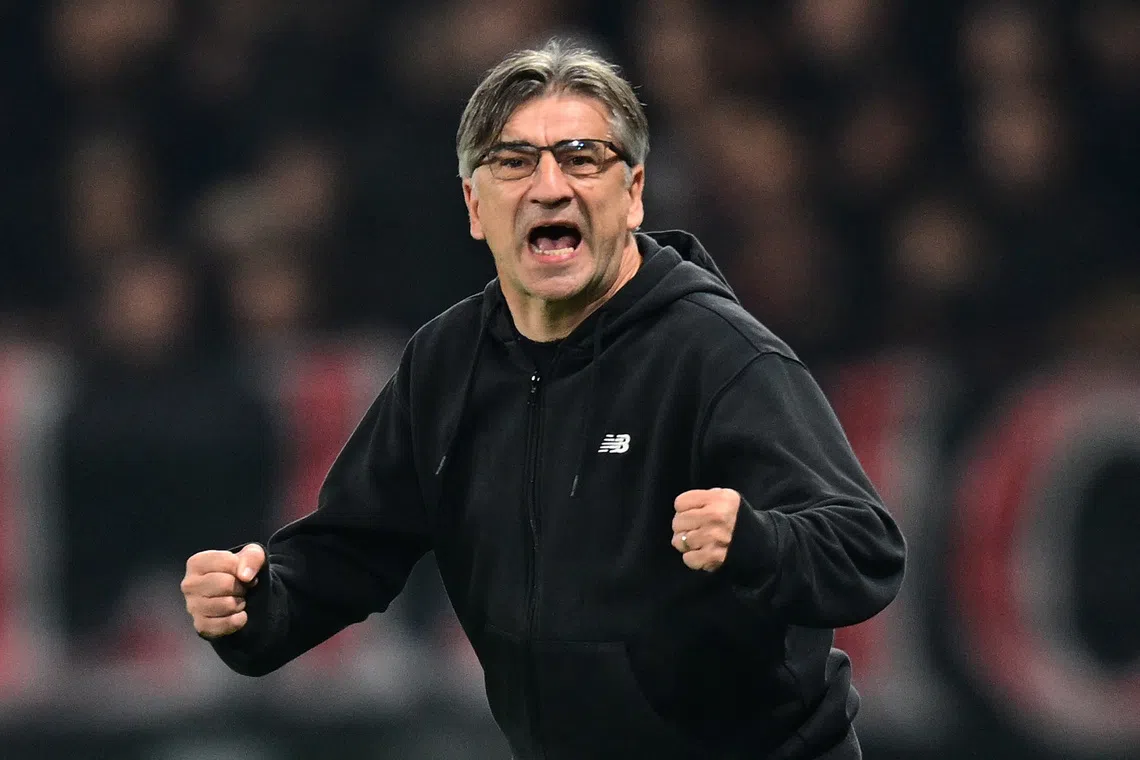 Soccer Football - Serie A - Atalanta v AC Milan - New Balance Arena, Bergamo, Italy - October 28, 2025  Atalanta coach Ivan Juric reacts REUTERS/Daniele Mascolo