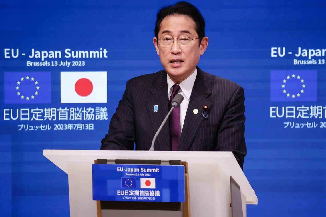 Unease over cases where people have found their ID cards linked to personal information about unrelated individuals has added to pressure on Mr Kishida.