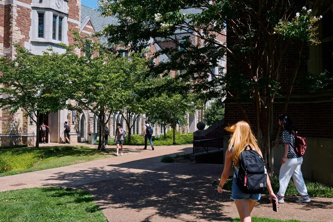 FILE Ñ Students on the campus at Vanderbilt University in Nashville on Aug. 23, 2023. Some Vanderbilt students will have $100,000 in total expenses for the 2024-25 school year. (William DeShazer/The New York Times)