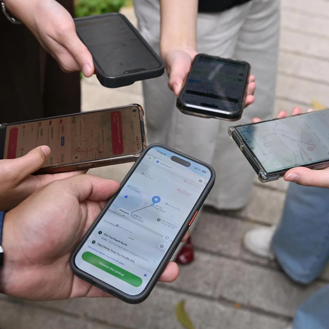 A team of reporters booked a total of 45 rides across five ride-hailing apps to compare them.