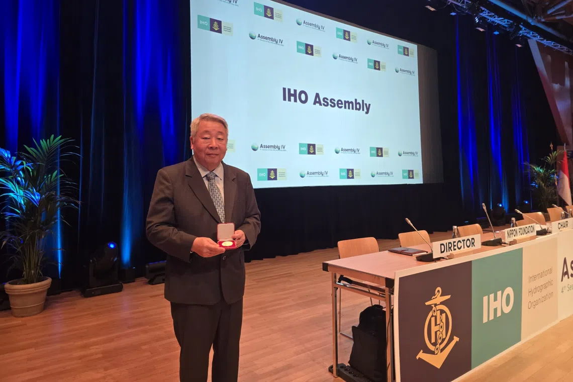 Dr Parry Oei, now a senior advisor for hydrography at the Maritime and Port Authority of Singapore, was awarded the Prince Albert I Medal for Hydrography.