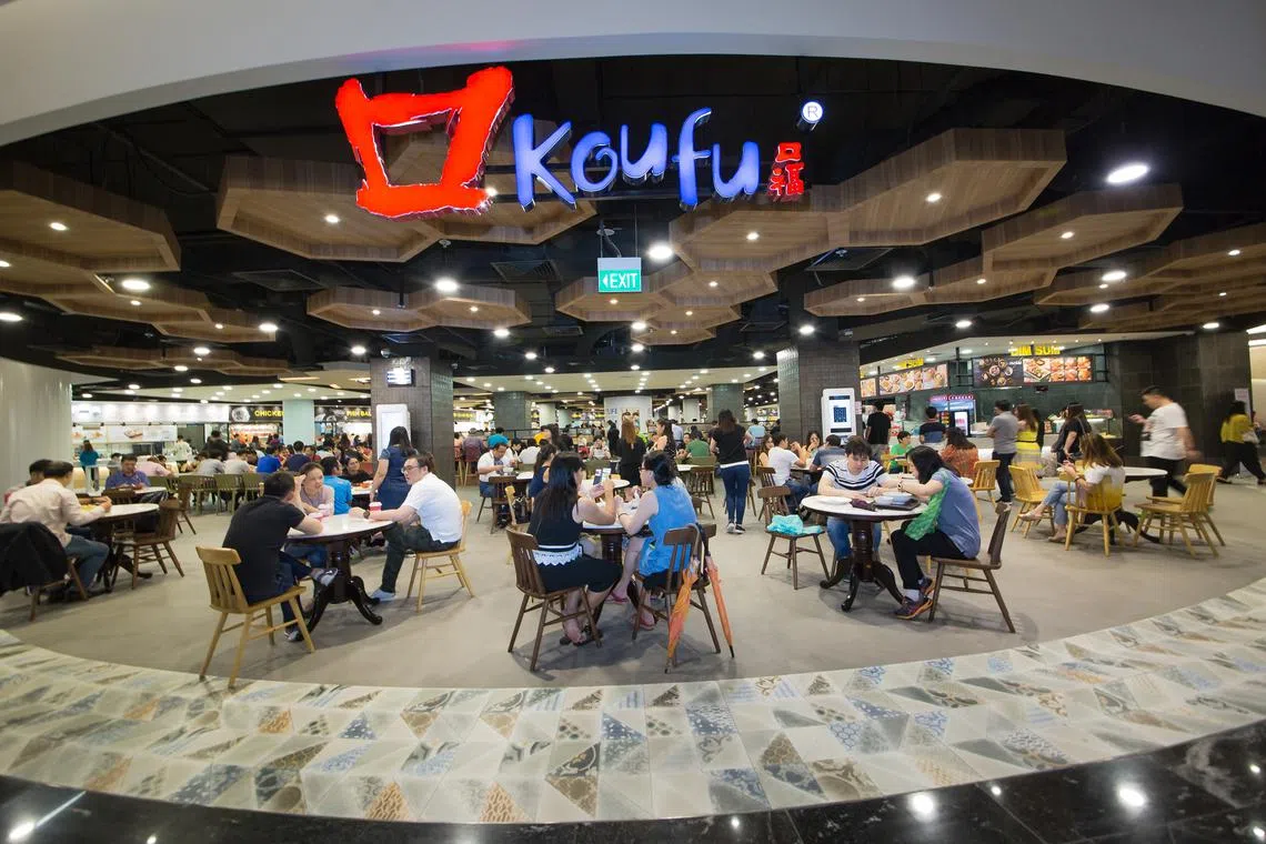 In July, 77 foodcourt managers from Koufu were trained by the Ministry of Social and Family Development to detect and report family violence.