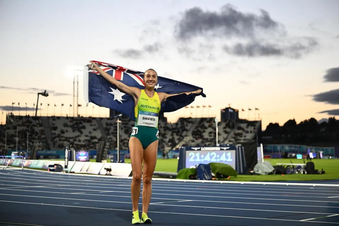 Rose Davies completes Commonwealth double in 5,000m, Thea LaFond leaps to historic Dominica gold