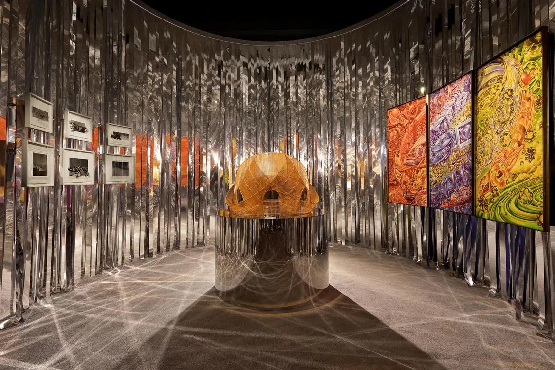 acstyle11 - Cartier Trinity 100 Pop-up - Imagine Infinite Circles.



Credit: CARTIER