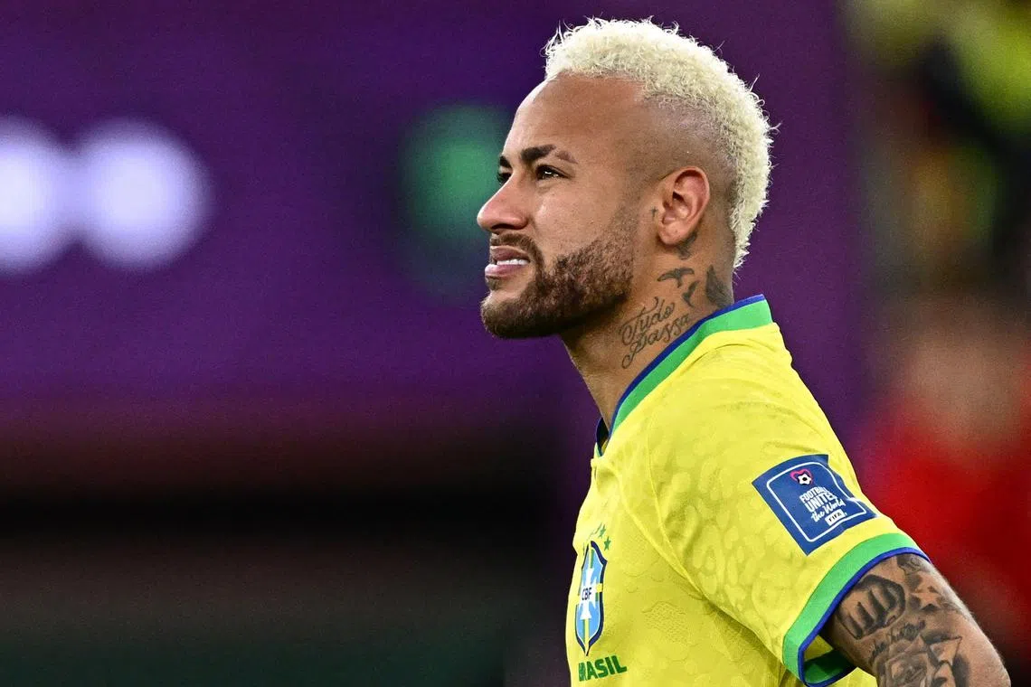 Brazil forward Neymar has been fined for breaching environmental rules during the construction of his coastal mansion in Brazil.